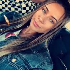 Emily Moretti's Instagram, Twitter & Facebook