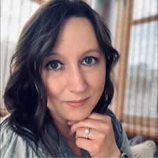 Photographer for engagement pictures needed