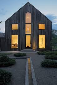 Barn House By D Apostrophe Design Homeadore Barn House Modern Barn Architecture