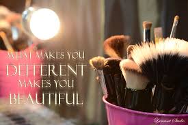 What Makes You Defferent Makes You Beautiful و أنت سي دتي ممي زة ومختلفة دائما مع لم ســـات جمالك ميك اب مك Makes You Beautiful Beautiful Powder Brush