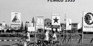 Sistem politik indonesia sebelum amandemen uud 1945. Pembentukan Berbagai Partai Politik Pasca Indonesia Merdeka