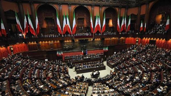 Politica, le ultime news di oggi dall'Italia in tempo reale - Fanpage