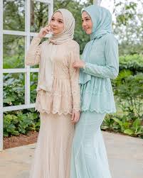 Raya Collection 2020 Next On Instagram I Ve Never Seen A Smiling Face That Was Not Beautiful Nana In Ilona Gold Col In 2020 Girl Hijab Beautiful Hijab Fashion