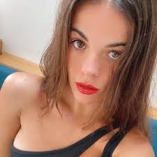 Dana Damon's Instagram, Twitter & Facebook