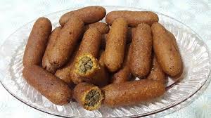 icli kofte herkesin sevdigi lezzetlerden birisi bu tarif munire ablamin ellerinden icli kofte yapimi kiyma makinesinin bir aparati yemek yemek tarifleri gida