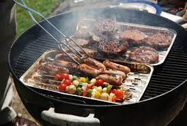 Gas Or Charcoal Grilling Which Is Better For The Environment Organic Authority