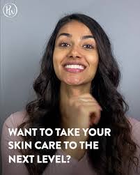 Janet Ickes's Instagram, Twitter & Facebook