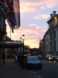 Sunset At The Macdonald Randolph Hotel In Oxford Oxford Sunset Travel