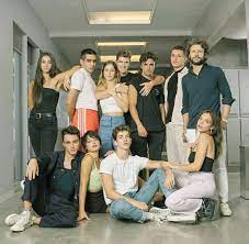 Elite Temporada 4 Fotos De Danna Paola Indignacion Chicos Famosos