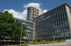 Diese maßnahme soll die verbreitung des virus verlangsamen. Bausparkassen Schwabisch Hall Ubertrifft Eigene Erwartungen Wirtschaft Stuttgarter Zeitung