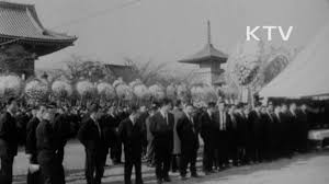 Jul 15, 2021 · 과거 일본 프로레슬링 계의 역도산, 우리나라의 김일 선수 같은 위치인 것이다. ëŒ€í•œë‰´ìŠ¤ ì œ 451í˜¸ ì—­ë„ì‚°ì€ ê°€ë‹¤ Youtube