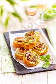 La Pate Feuilletee Des Idees De Recettes Croustillantes Et Rapides Recette Alimentation Recette Tarte Soleil