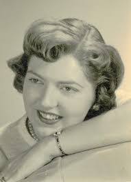 Evelyn Wolff's Instagram, Twitter & Facebook