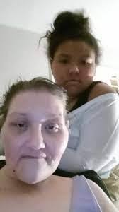 Leslie Coy's Instagram, Twitter & Facebook