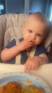 She had eggs this morning does this look like an allergic reaction?