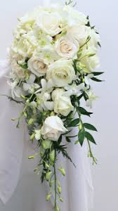 From wedding bouquets and wedding centerpieces, our expert floral designers create we deliver gorgeous flower arrangements. White Beauty Cascade Bridal Bouquet In Edison Nj E E Flowers