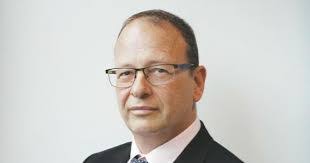 Patrick Cruse's Instagram, Twitter & Facebook