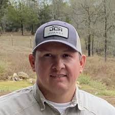 Shawn Juarez's Instagram, Twitter & Facebook