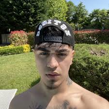 Stream Jeff Redd music