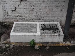 As for ovidio and two of el chapo's other sons. Photos Of The Gangster Memorials In El Chapo S Home City