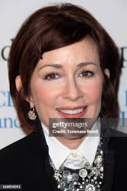 533 Heaton Jewelry Photos & High Res Pictures