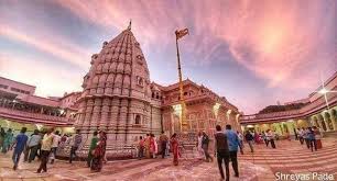 Gajanan maharaj was an indian hindu guru, saint and mystic. Shri Gajanan Maharaj Mandir And Sansthan Alandi Home Facebook