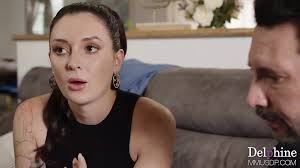 Charlotte Sins อยากสัมผัสอดีตแฟนสาวอีกครั้ง