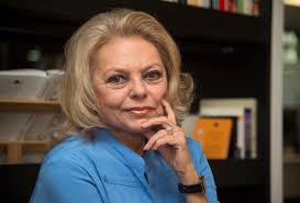 Mayra Gómez Kemp y sus queridas hijastras y... ¿herederas? | Famosos