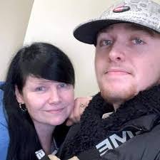 Nic Nac's Instagram, Twitter & Facebook