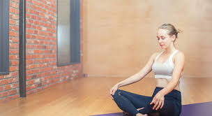 Quali sono gli obiettivi, cosa ci si aspetta, cosa si teme, da quale base fisica e. Yoga Per Dimagrire 5 Esercizi Da Fare Anche A Casa