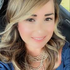 Janet Medrano's Instagram, Twitter & Facebook