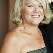 Jasmin Bell (jasminbell)