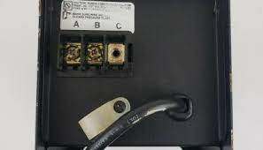 Using A Multimeter In Model Railroading The Silicon Underground Model Railroad Train Layouts Model Train Layouts
