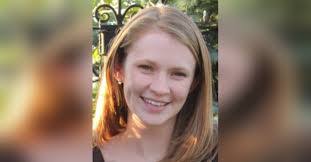 Laura Towle's Instagram, Twitter & Facebook