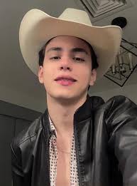 Ariel Camacho Look Alike