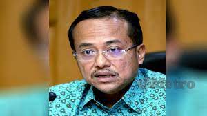 Bantuan tunai dana raya oleh kerajaan negeri #terengganu akan diganti dengan pemberian barang keperluan kepada golongan kurang mampu dan mereka yang terjejas oleh #covid19 tahun ini, kata menteri besar datuk seri dr ahmad samsuri mokhtar #danaraya #cashassistance #essentialgoods. Dana Raya Terengganu Diteruskan Tetapi Lebih Bersasar