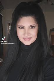 Maria Levesque (@trendyfashion411)’s videos with original sound