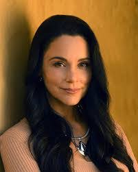 Tessa Munro's Instagram, Twitter & Facebook