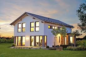 Hanse haus legt großen wert auf die zufriedenheit seiner bauherren und gewährleistet einen egal für welches haus aus dem hanse haus katalog sie sich entscheiden, in jedem fall erhalten sie. Fertighaus Bauen Mit Hanse Haus 63 Hauser Ab 188 414