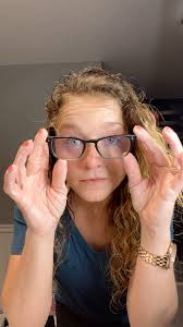 How do you start your day? #vitaminc #facewash #darkcirclesundereyes  #darkcirclestreatment #refreshing #wrinklerelief #freshandclean #sunshine  #coffee #happiness