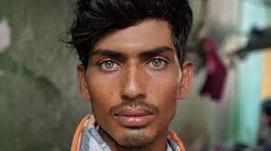 Twitter's india woes worsen as police summon chief over viral video india slams twitter for not complying with new it rules twitter adds 'arabic (feminine)' language option in diversity drive Bangladeshi Construction Worker S Stare Breaks The Internet