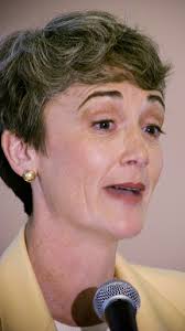 What's Wrong With This Picture?: 2006