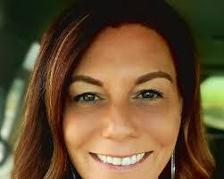 Roxanne Sanders's Instagram, Twitter & Facebook