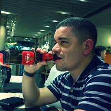 Mr @jaimerivera finally finding bottled larger