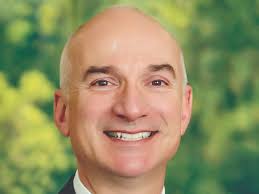 Finance Director Announces Resignation