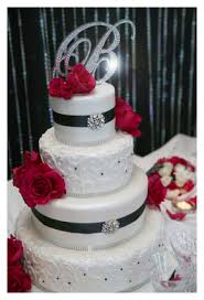 Black And Silver Wedding Cake Ideas I Want My Wedding With Red Black And Silver It S Just Beautiful Wedding Cake Red Pink Wedding Cake Black Wedding Cakes