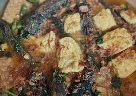 Melalui aplikasi kumpulan aneka resep masakan jawa tengah lebaran rumahan terlengkap kita bisa mendapatkan banyak varian resep masakan jawa di aplikasi ini menyajikan beberapa resep masakan khas jawa tengah yang sangat menggoda selera, seperti tahu aci khas tegal, sate sapi. Resep 57 Mangut Lele Khas Jawa Tengah Yang Sederhana Dan Langkah Membuat