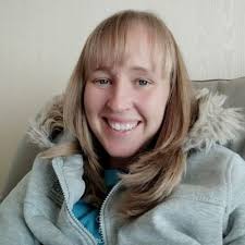 Leanne Bartley's Instagram, Twitter & Facebook