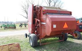 Massey Ferguson 2756 Baler