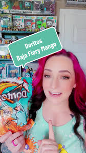 Probando los Doritos Mango Picante: ¿Un buen snack?